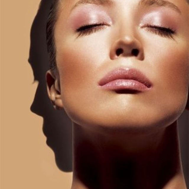 10 porunci pentru un bronz de mireasa perfect